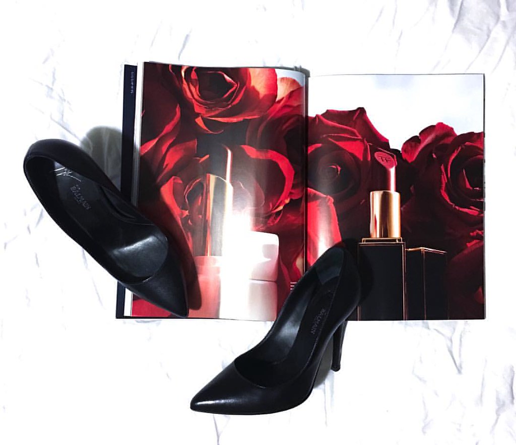 Are you ready for tonight? 😉 Red lipstick and high heels … Flickr