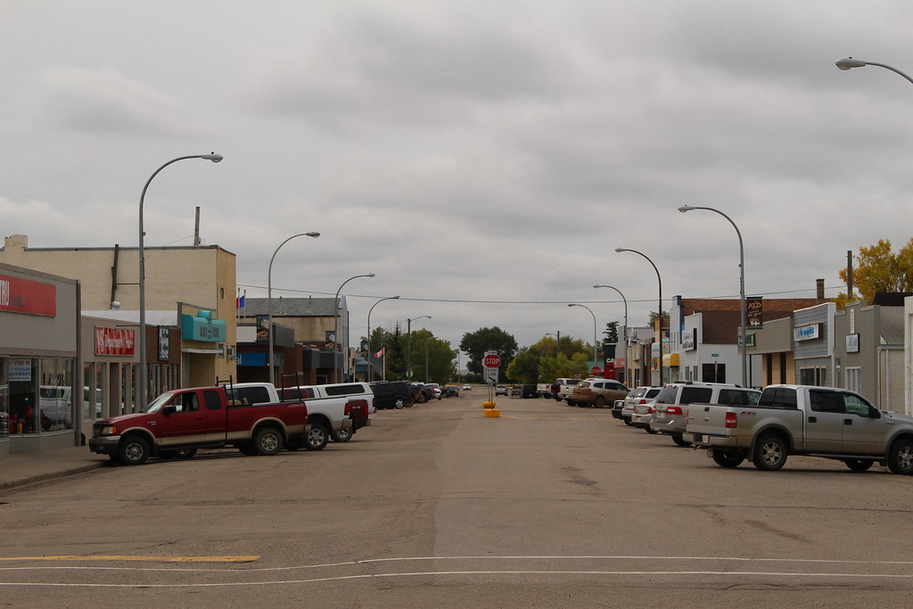 Oyen, Alberta, Canada Photos of the town of Oyen, Alberta,… Flickr