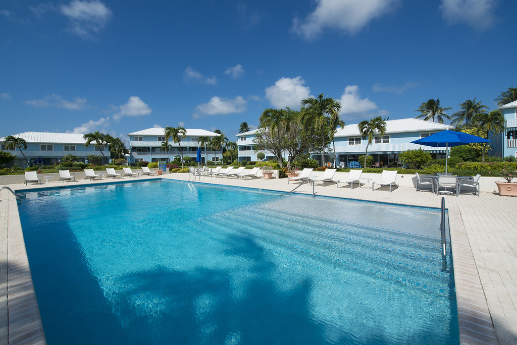 pool_020 silver_sands_condos Flickr