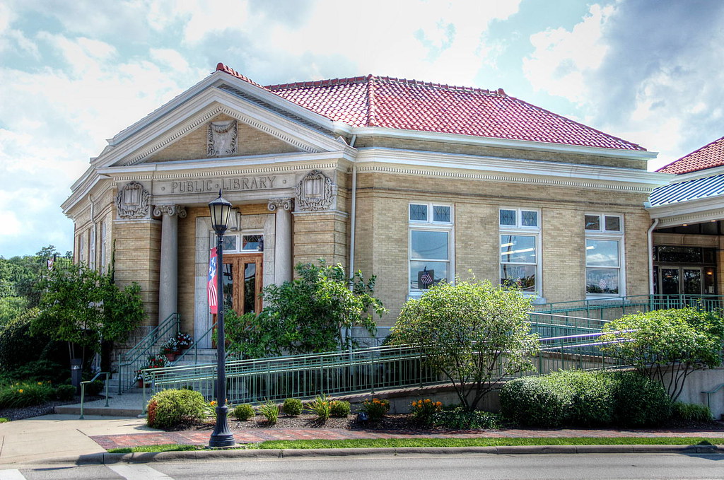 Lebanon Public Library Taken in Lebanon, Ohio, USA. This P… Flickr