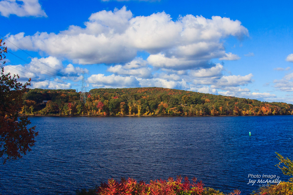Raw Cotton Color Champion House, East Haddam, CT Jay McAnally Flickr