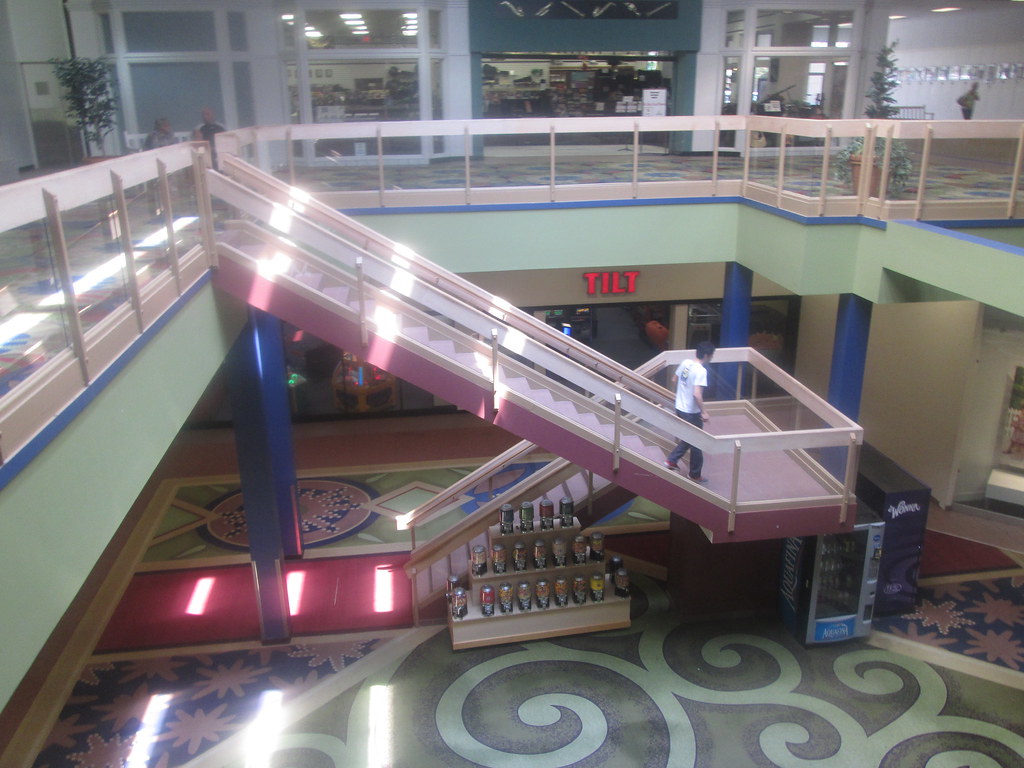 Ft. Henry Mall/ Kingsport Town Center Flickr