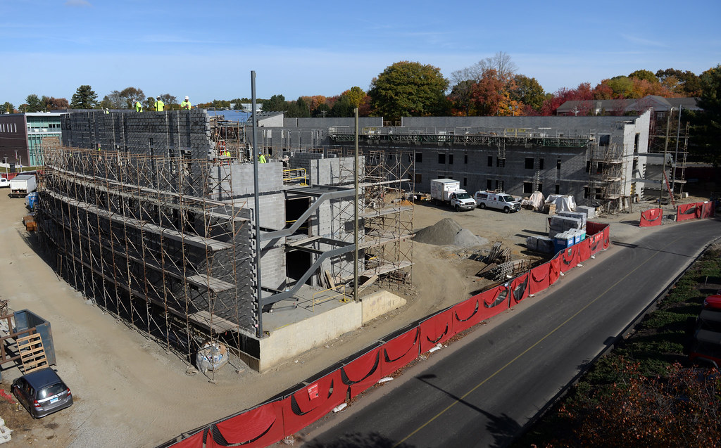 Dorm102715_0026 Sacred Heart University dorm construcion … Flickr