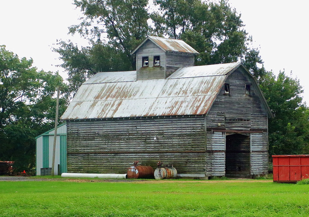 Old Barn East of Lowell, Indiana Dan Davis Flickr