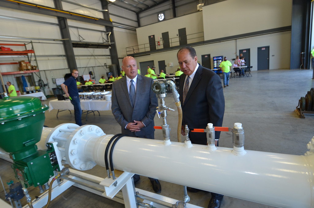 DSC_9698 MILTON, W.Va. (August 12, 2015) Gov. Earl Ray T… Flickr