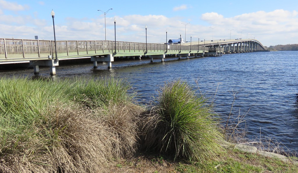 Saint Johns River and Memorial Bridge (Palatka, Florida) Flickr