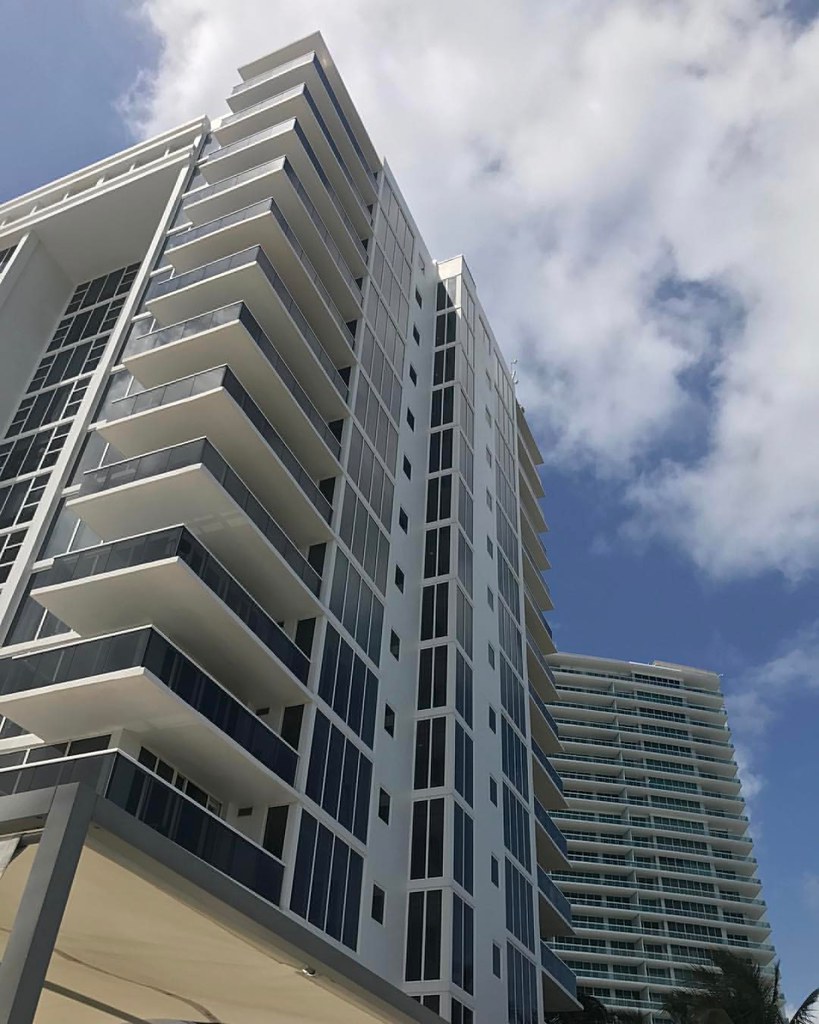 Harbour House Condominiums are having a great price for sa… Flickr