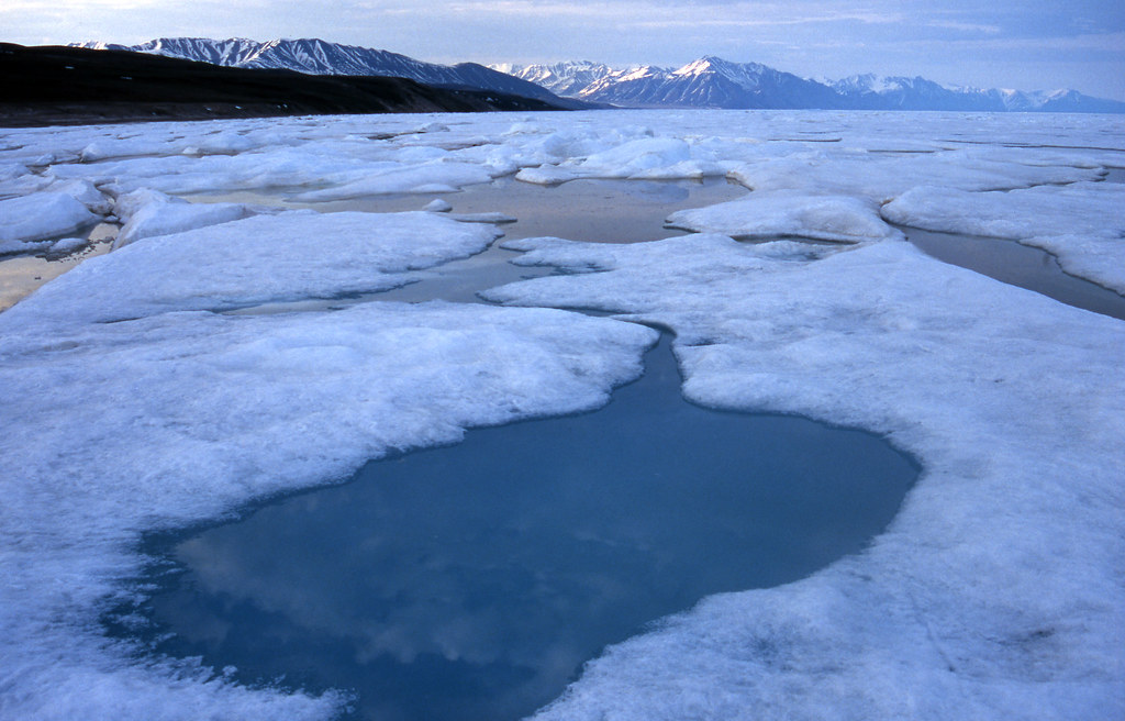 Melting sea ice at Pond Inlet, Nunavut, Canada GRIDArendal