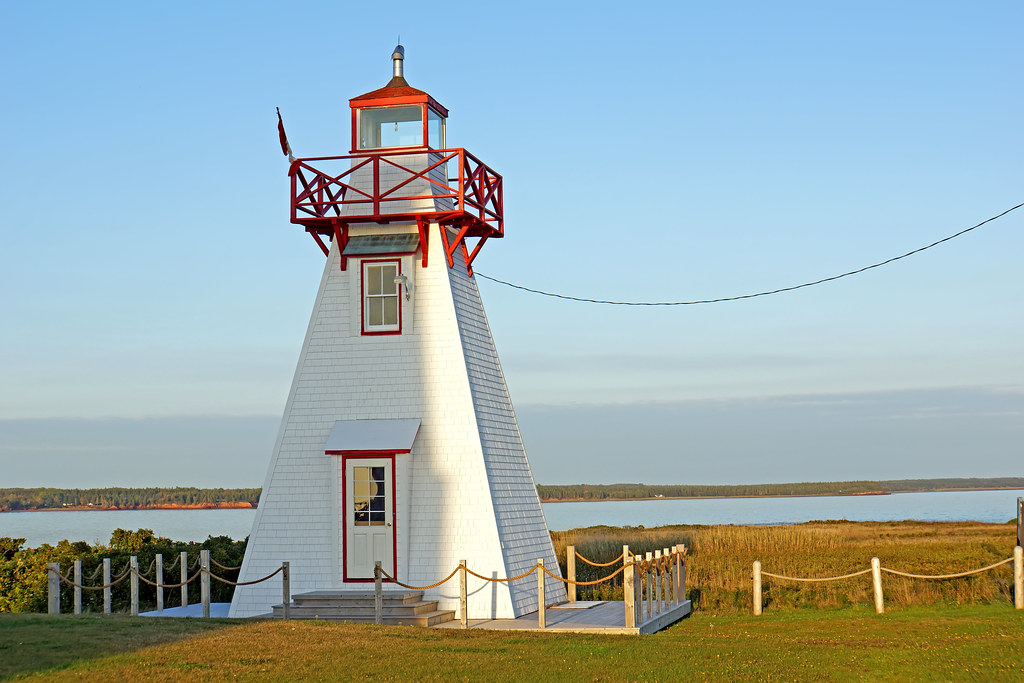 PEI00424 Wood Islands Back Range Lighthouse PLEASE, NO … Flickr