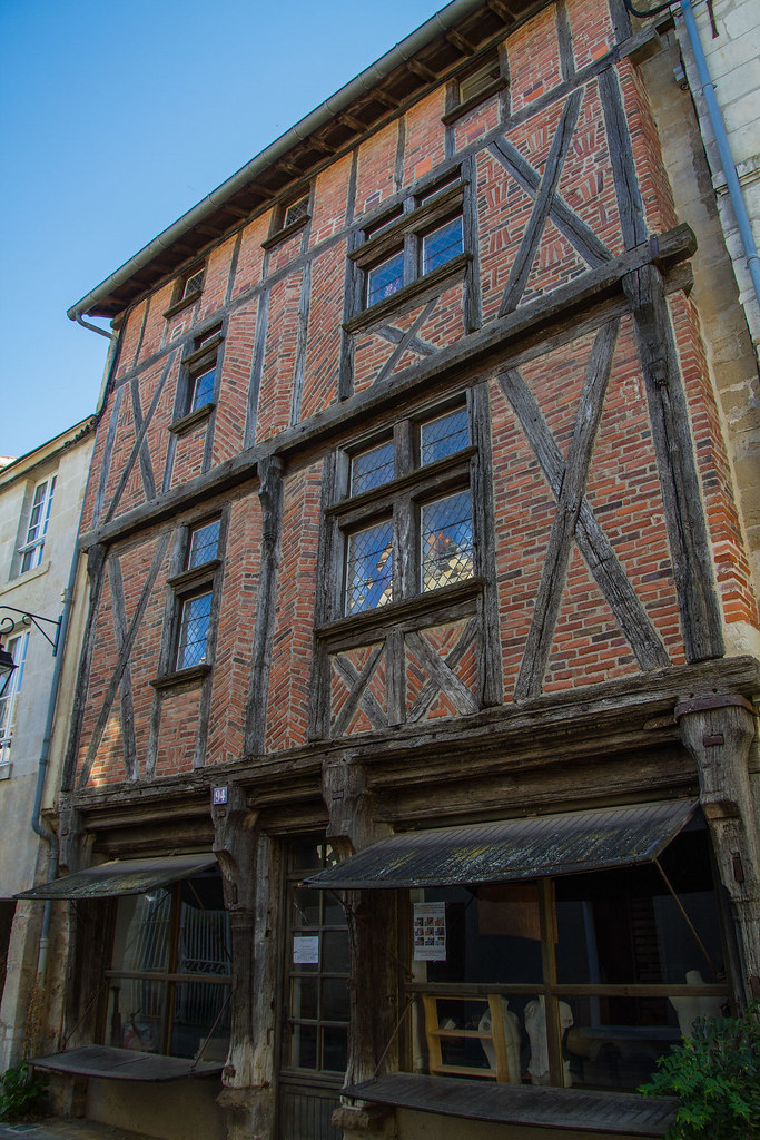 Rue des Loges Maison à pan de bois (… Flickr