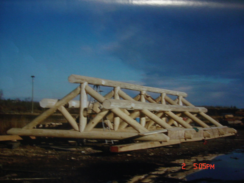 log trusses log trusses made of pine and spruce logs made ??? Flickr