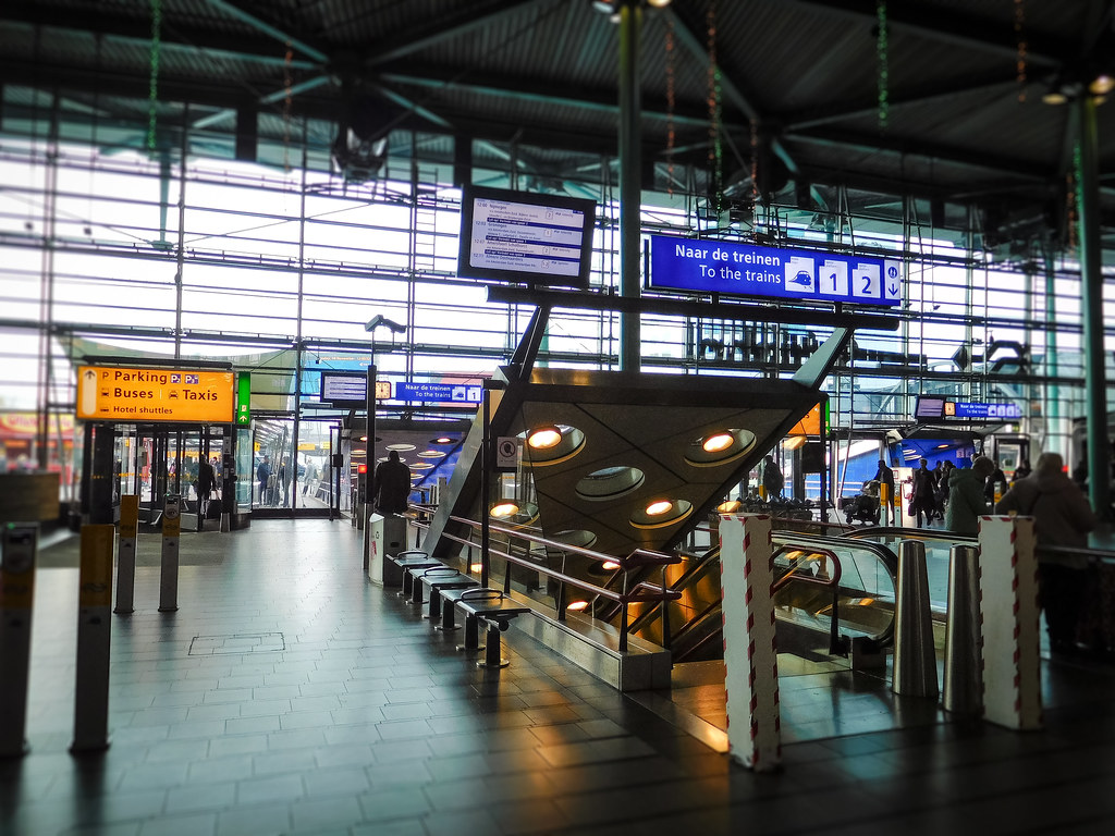 Schiphol Airport Map Train Station