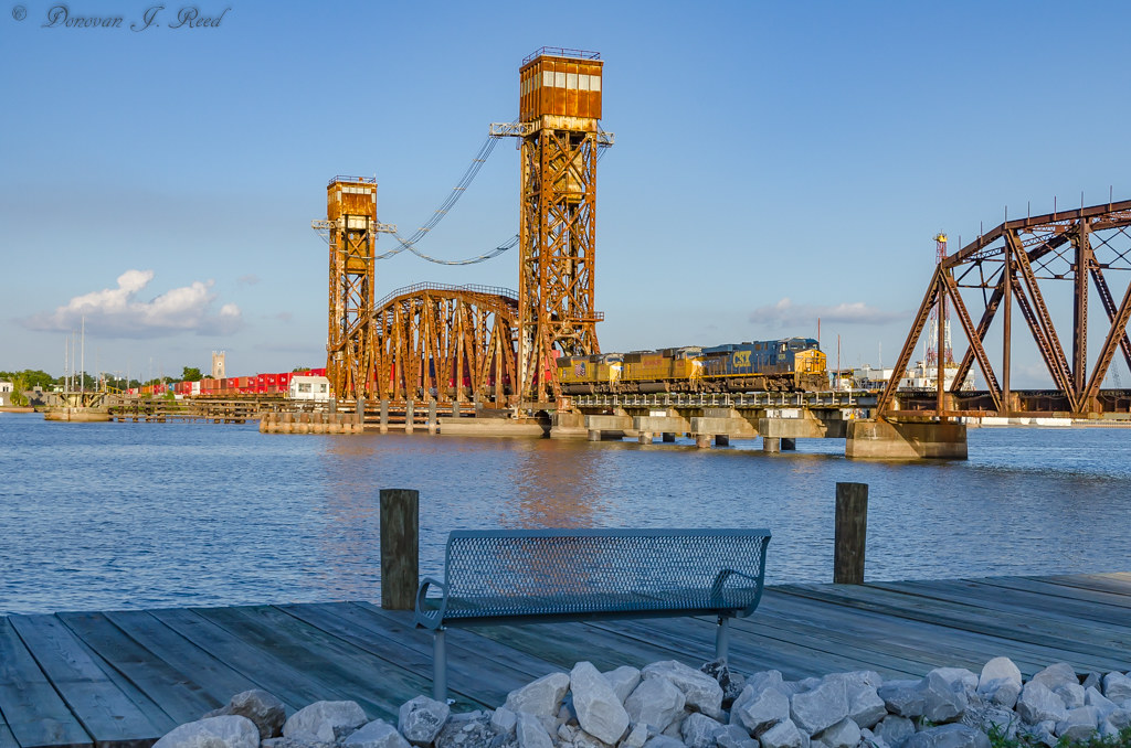 CSXT 5236 / Berwick, Louisiana Crossing the Atchafalaya Ri… Flickr