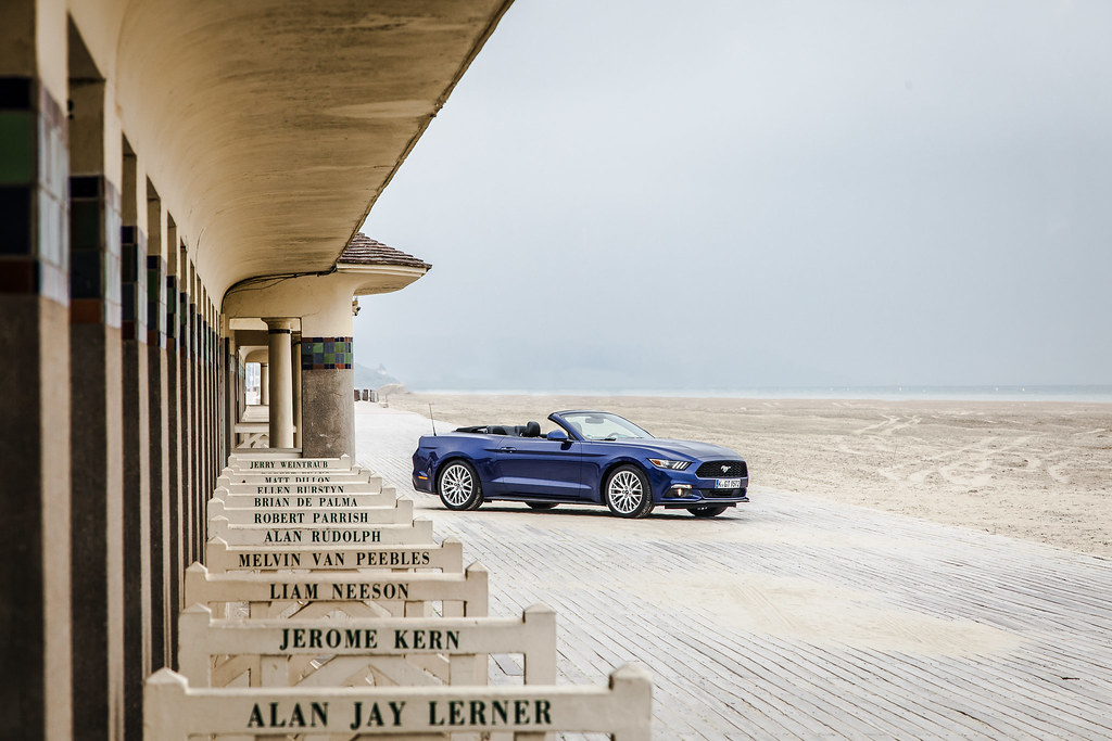 MFORD ZARAGOZA CAR ÚNICO CONCESIONARIO FORD STORE EN ZARAG… Flickr
