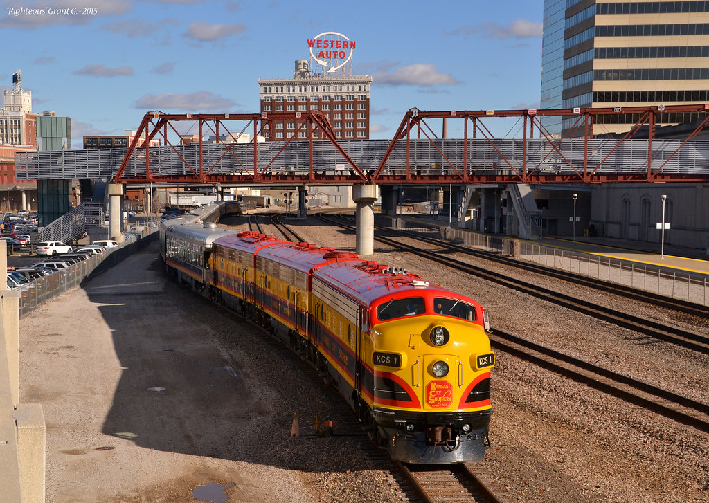 KCS Business Train in Kansas City, MO The KCS Business Tra… Flickr
