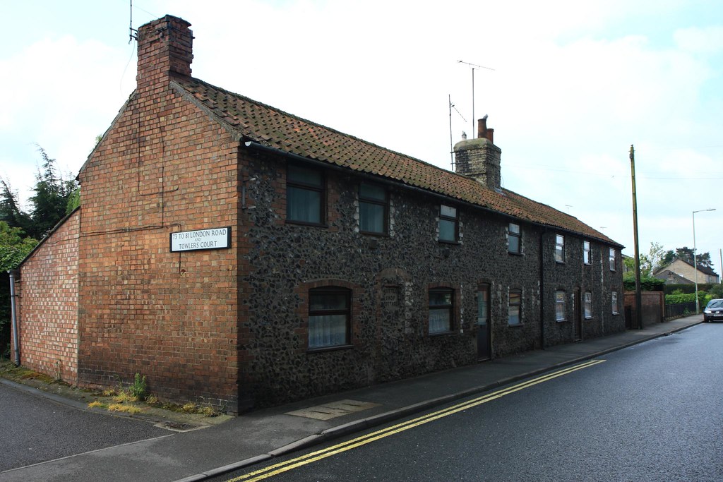 Brandon, Suffolk Little Shop Cottage, London Road David Flickr