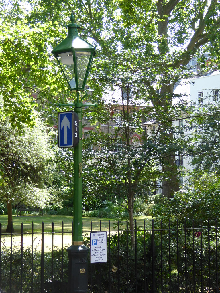 Kensington Square Garden, High Street Kensington, London, … Flickr