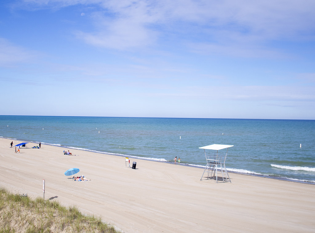 beach Grand Bend, ON AromaY Flickr