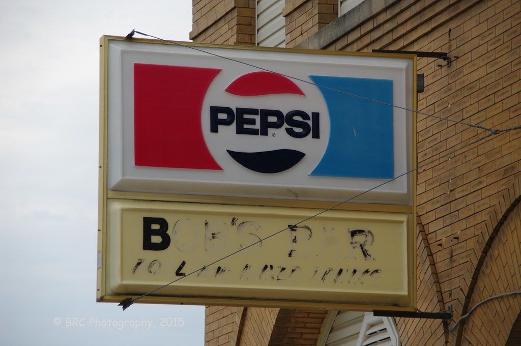 Bob's Bar Pocahontas, Iowa (2) North Main Street Pocahon… Flickr