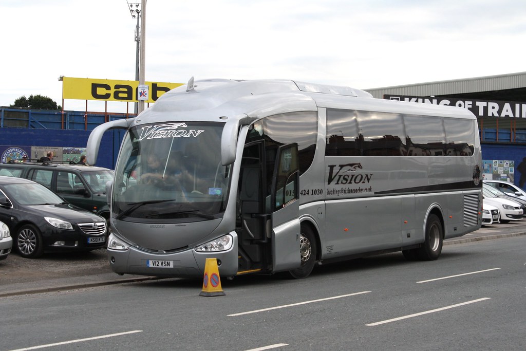 V12 VSN. Huyton Mini Coaches (Vision Travel); Widnes (CH) Flickr