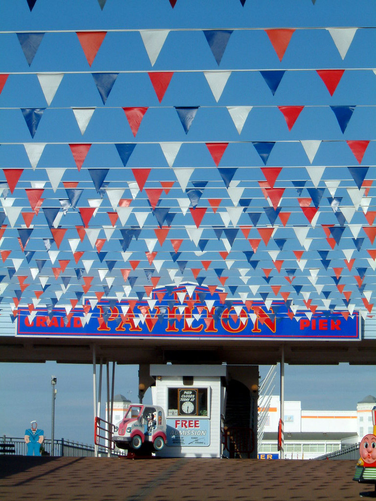 Bunting Grand Pier, WestonSuperMare. Mark McQuitty Flickr