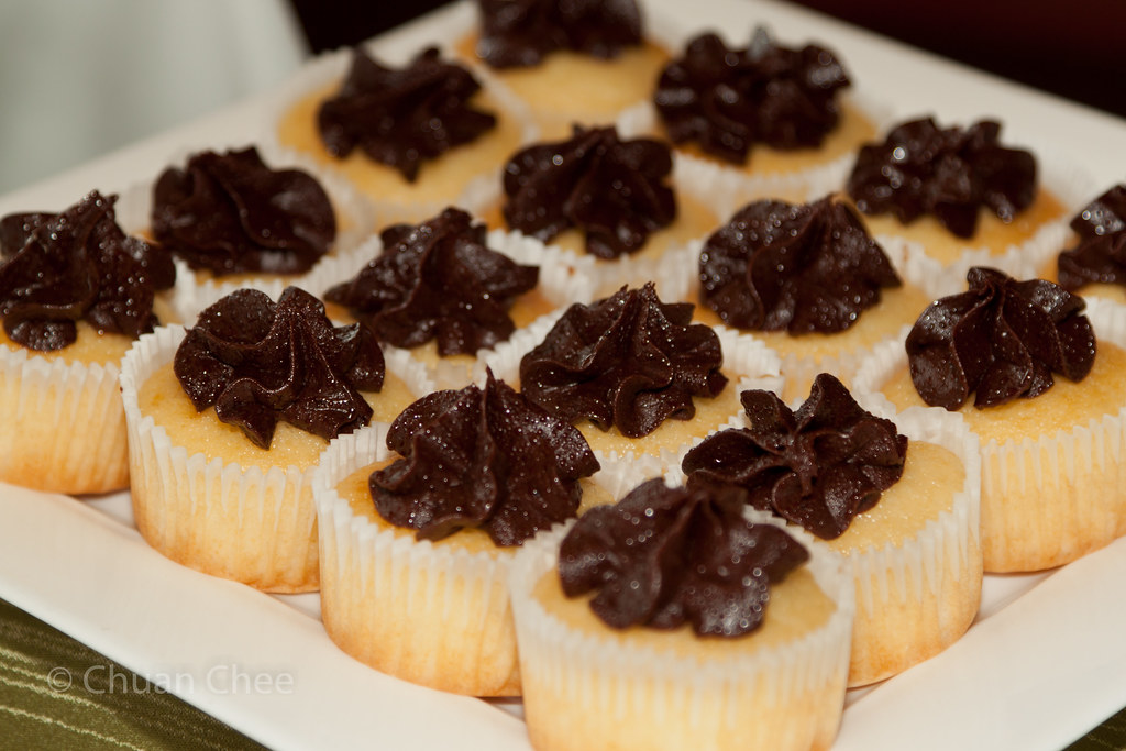 Spencer's 1106199124a desserts cupcakes Chuan Chee Flickr