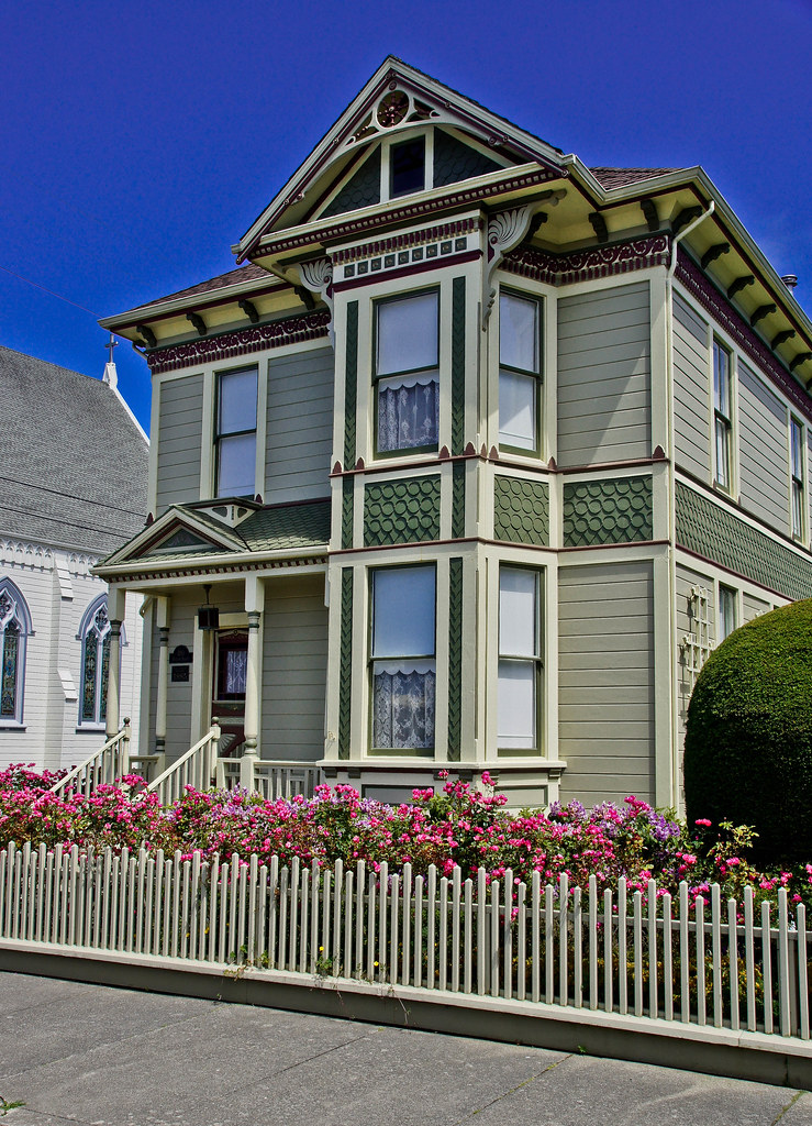 Victorian era home, Ferndale, CA DSC01121 Victorian hom… Flickr