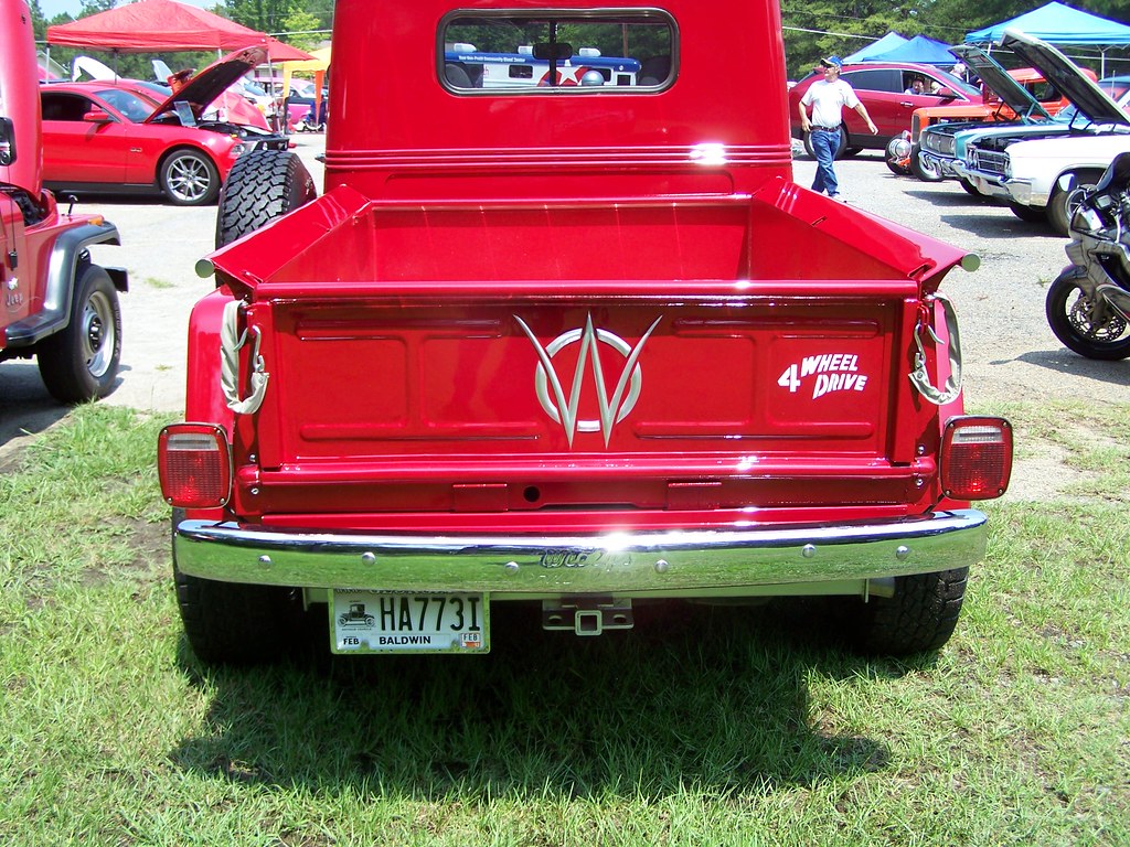 1952 WILLYS OVERLAND SEE AT CAR SHOW IN MILLEDGEVILLE, GA … Pete