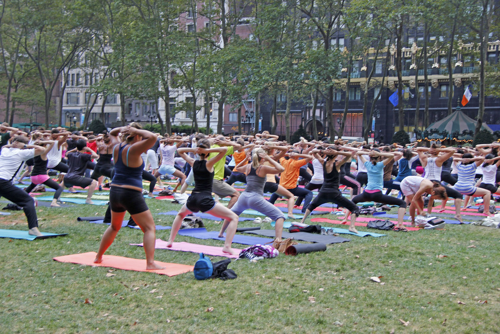 Bryant Park Yoga/New York City Picture Of People Taken A F… Flickr