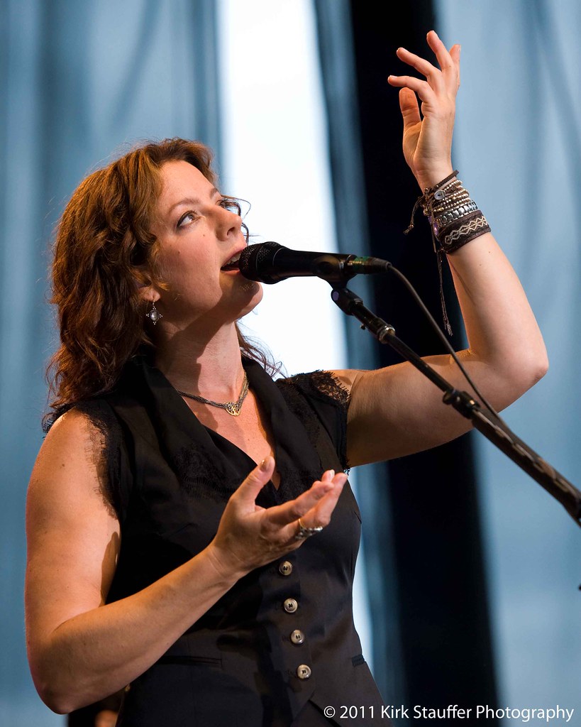 Sarah McLachlan Chateau Ste. Michelle Winery, NE of Seattle 71911