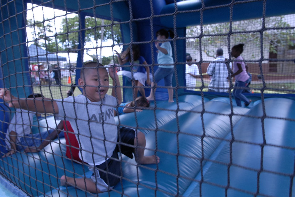 ACS celebrates birthday SCHOFIELD BARRACKS — U.S. Army Gar… Flickr