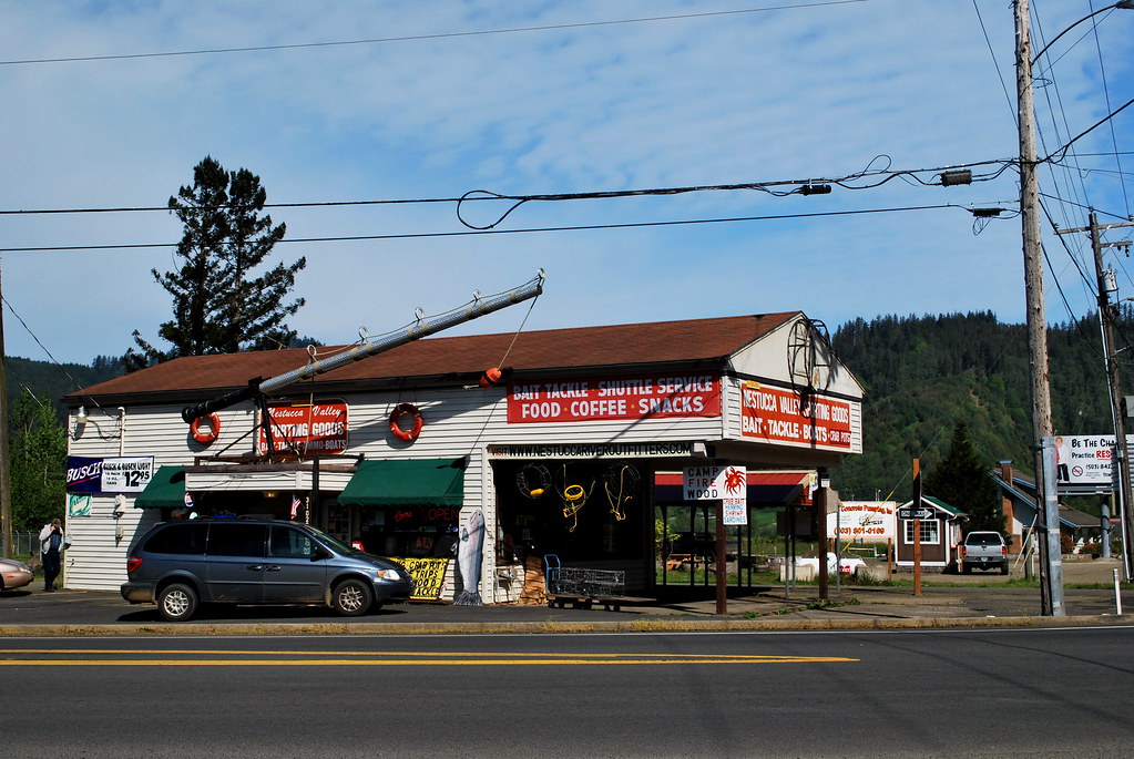 Nestucca Valley Sporting Goods Hebo, Oregon is a small cro… Flickr