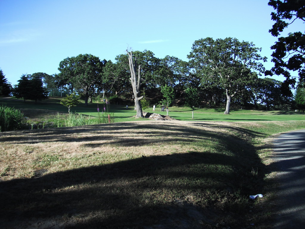 2011 07 Cedar Hill Golf walk 23 Blake Handley Flickr