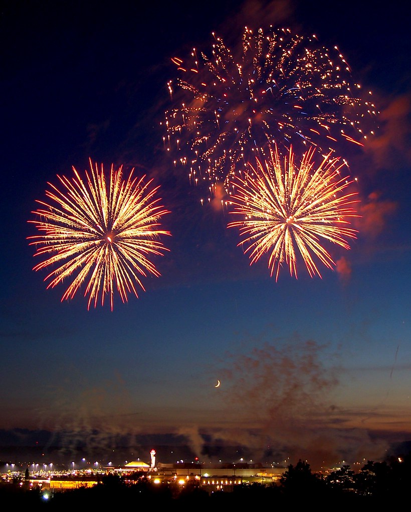 Mohegan Sun fireworks 2011 Independence Day fireworks from… Flickr