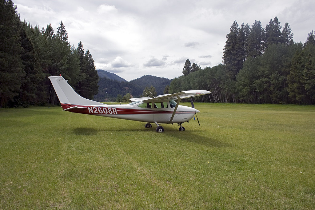 2608R in the Mountains Stopping in at Tieton State Airport… Flickr