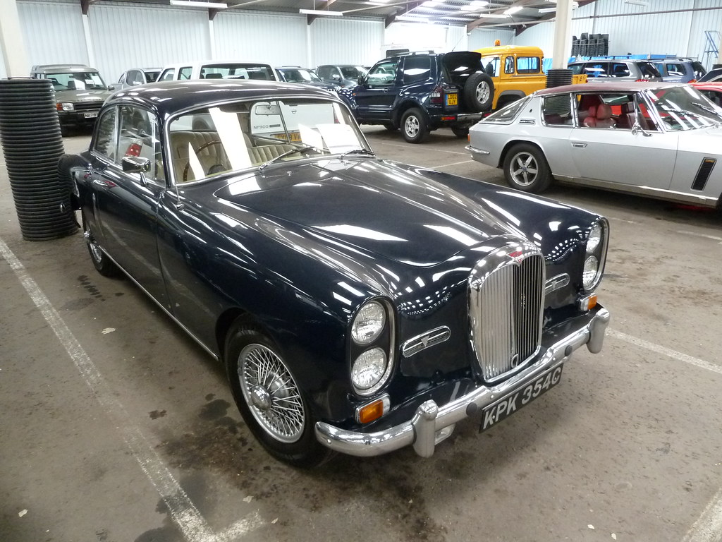 Flickriver Photoset 'Brightwells Classic Car Auction' by 00griff00