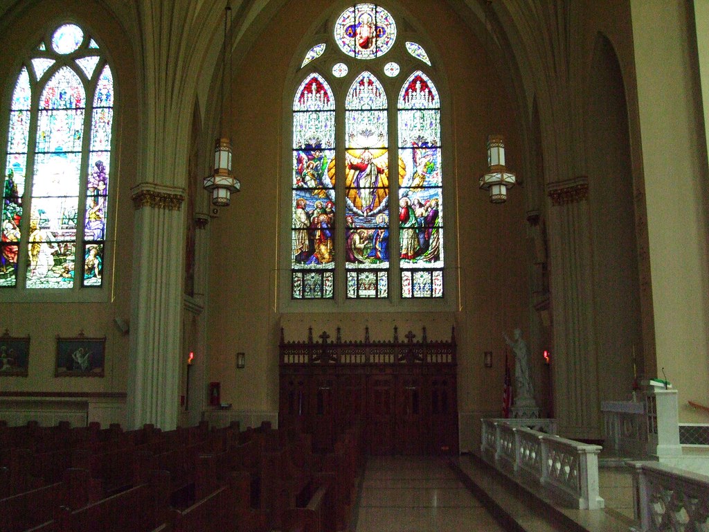 Sts. Peter & Paul Catholic Church, Naperville, IL catholicsanctuaries