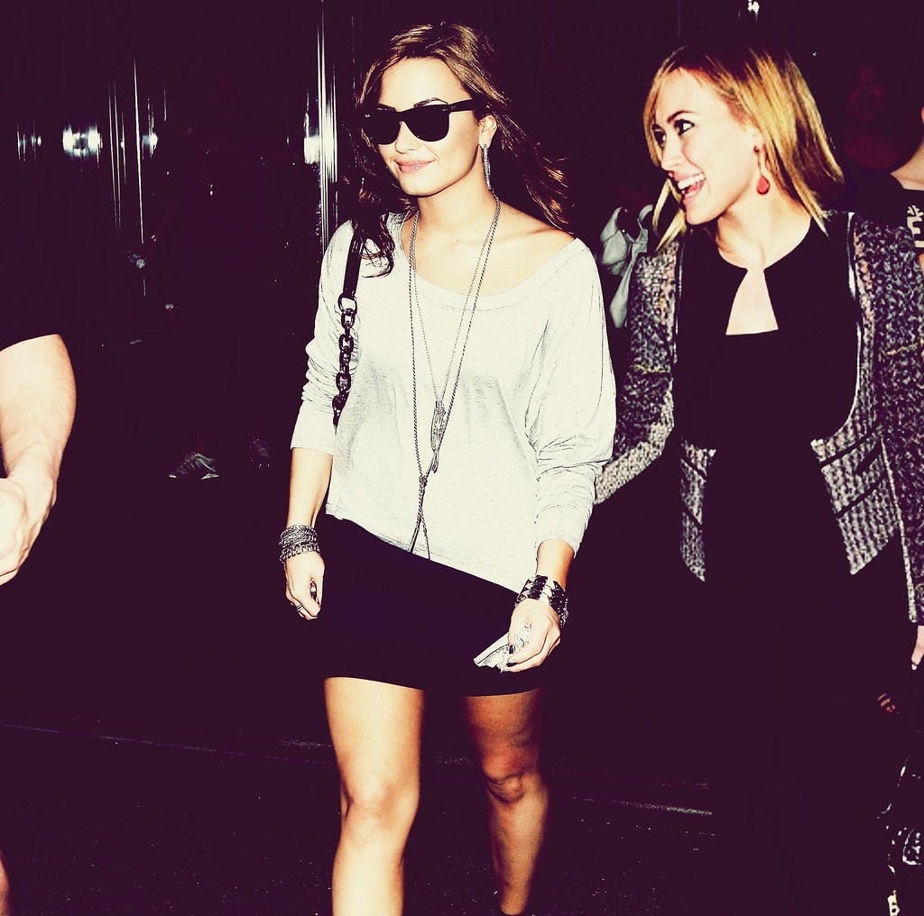 Hilary Duff And Demi Lovato
