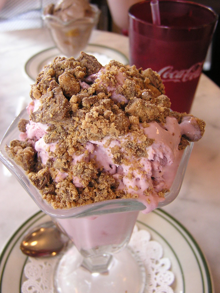 ice cream at nagle's ocean grove, nj Chelsea Nesvig Flickr