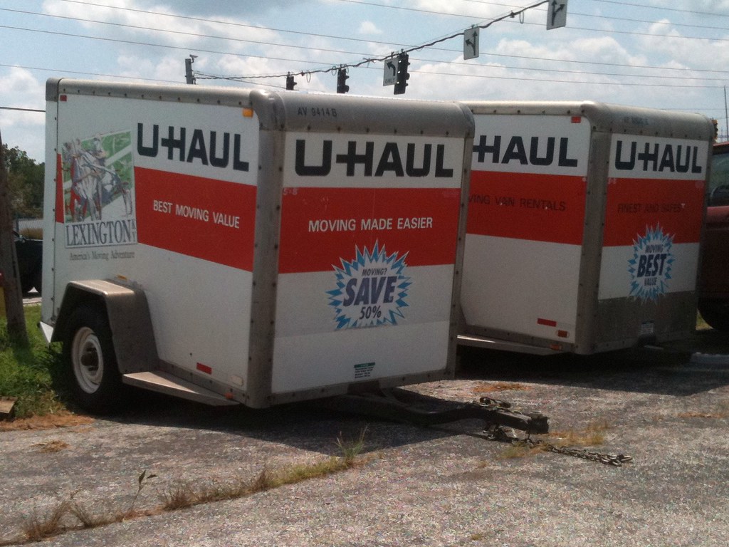UHaul Trailer Lexington KY UHaul singleaxle trailer w… Flickr