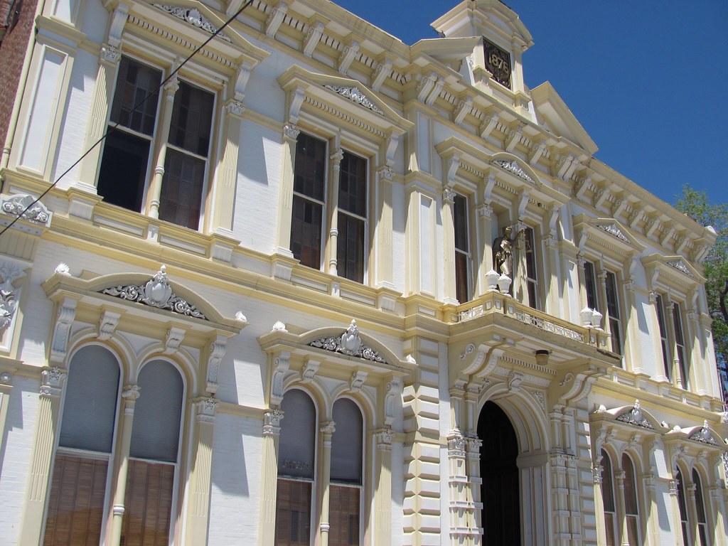 The Storey County Courthouse on "B" street, was built in 1… Flickr