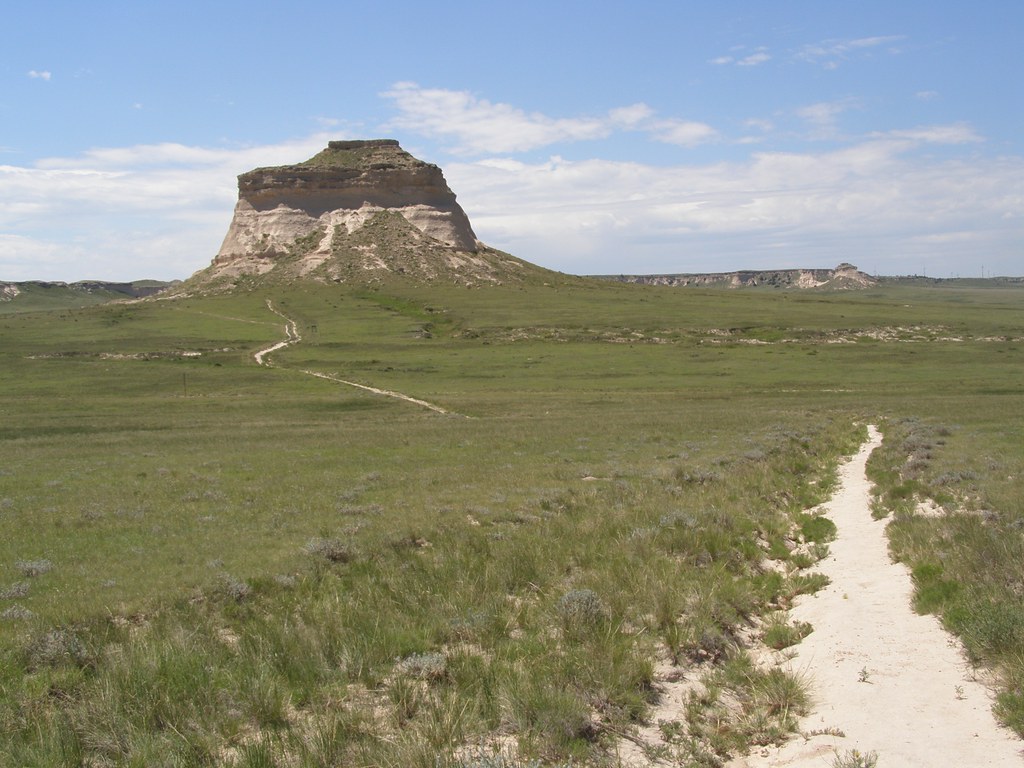 P7290065 Pawnee Buttes east of Fort Collins off Hwy 14 ANR2008 Flickr