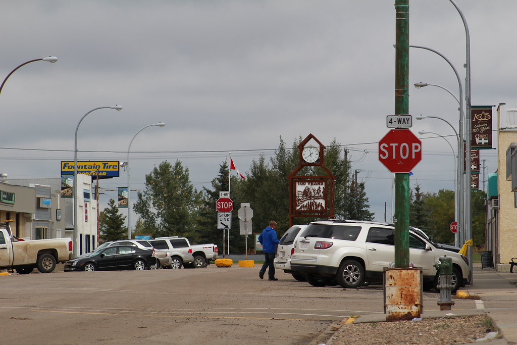 Oyen, Alberta, Canada Photos of the town of Oyen, Alberta,… Flickr