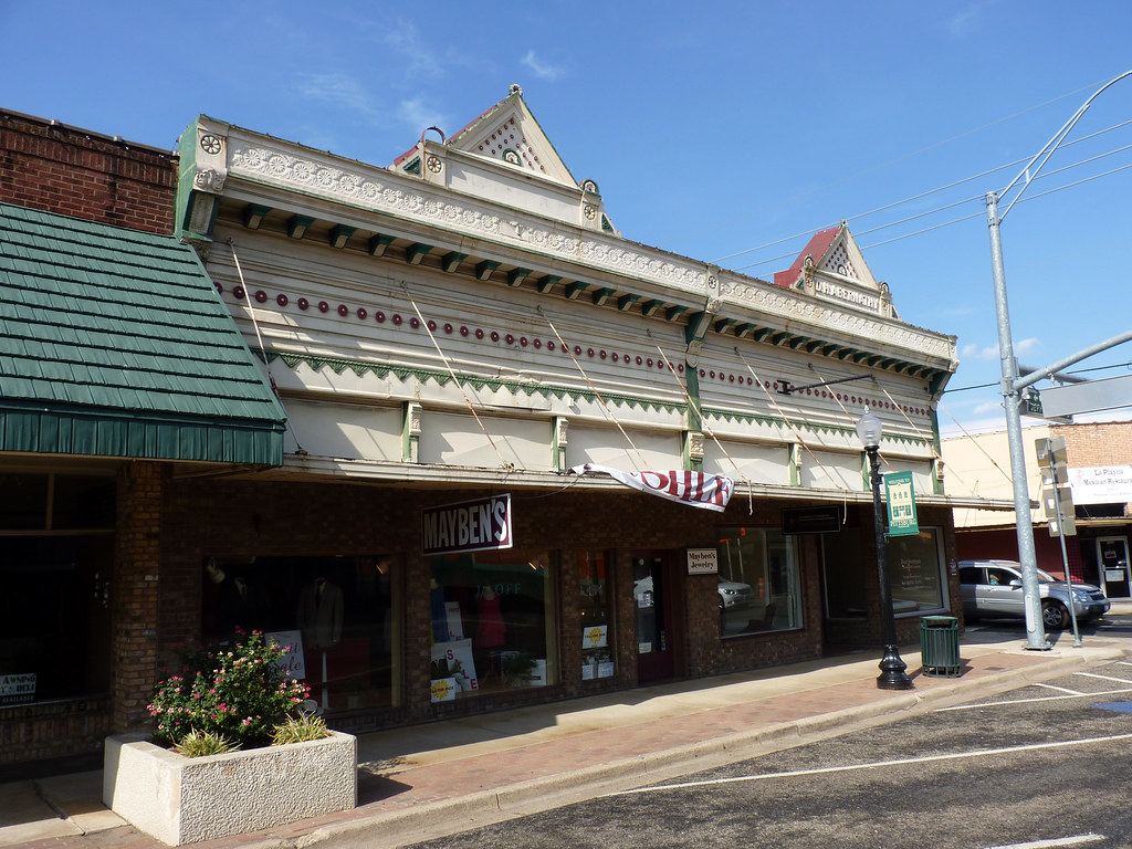 D.H. Abernathy, Pittsburg, TX Great upper facade made of s… Flickr