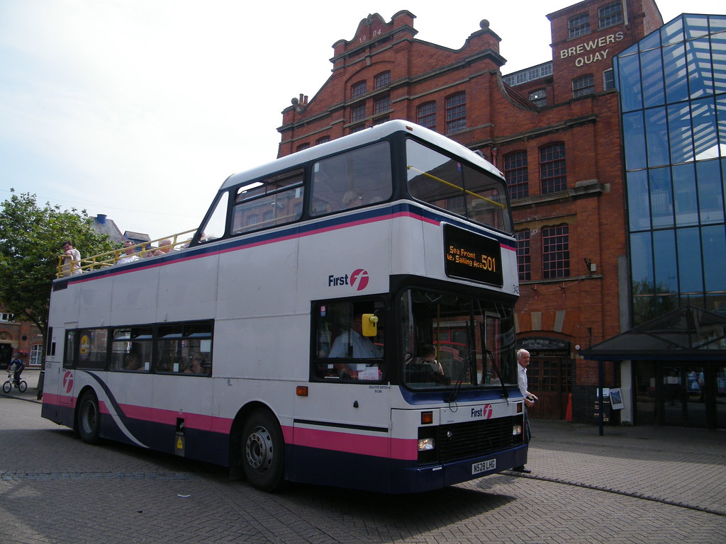 First Bus Weymouth tompearce1 Flickr