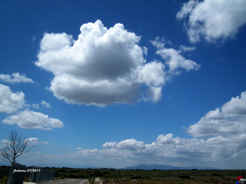 Algodones flotando Algodones flotando Fernando López Flickr