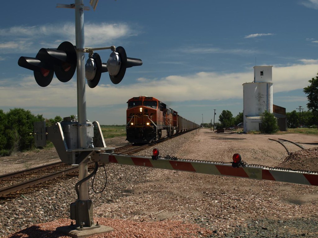 20110623_120910_0120 Hillrose Colorado, Another Southbound… Flickr