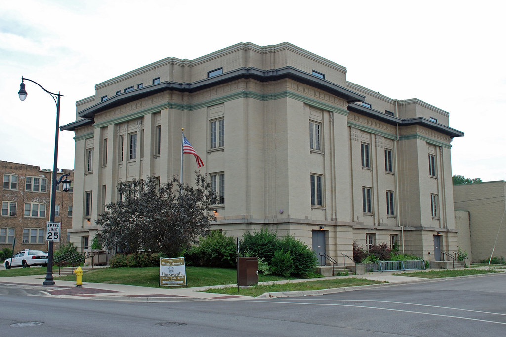 Masonic Temple (1917) by E. E. Roberts, Maywood, Illinois a photo on