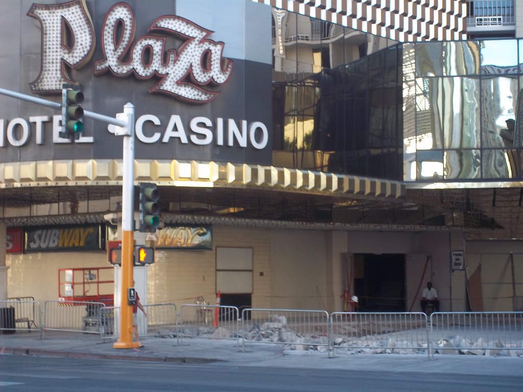 fremont_street_plaza_renovations_1 The valet entrance of t… Flickr