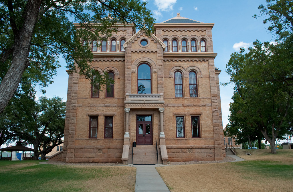 Llano County Courthouse Llano County Courthouse in Llano, … Flickr